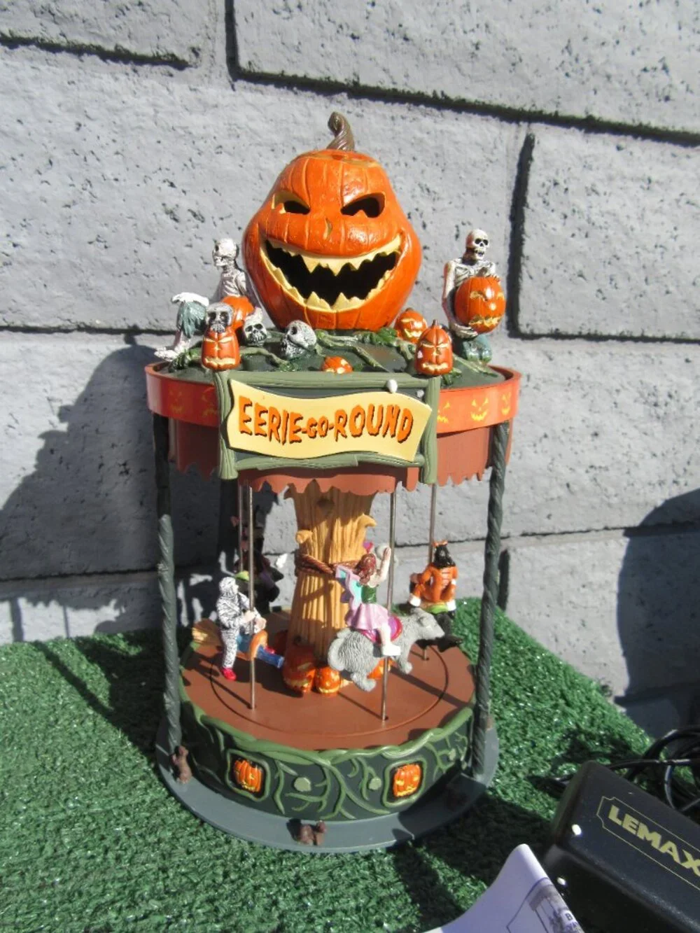 Lemax Spooky Town Eerie Go Round Halloween Village Carnival Ride 2018 #84331